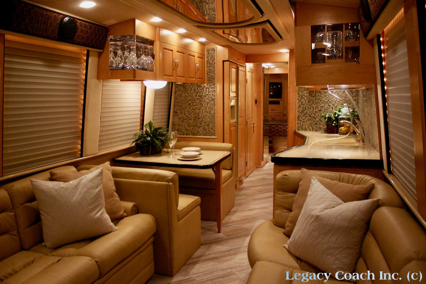 1999 Prevost Royale Xlv Non Slide | Legacy Coach | Rockwall Texas