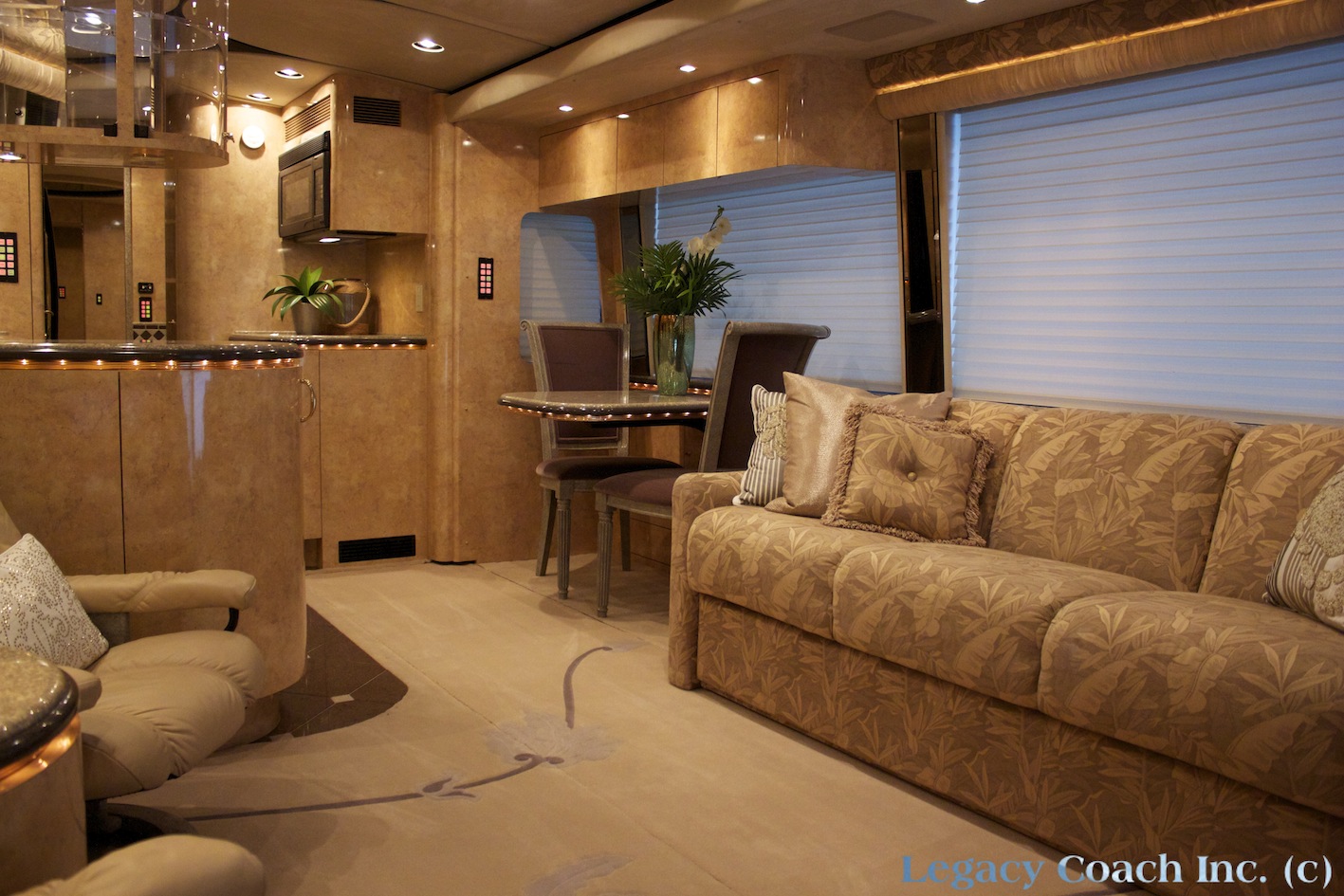 Prevost Marathon H3 45 Double Slide 2003 | Legacy Coach | Rockwall Texas