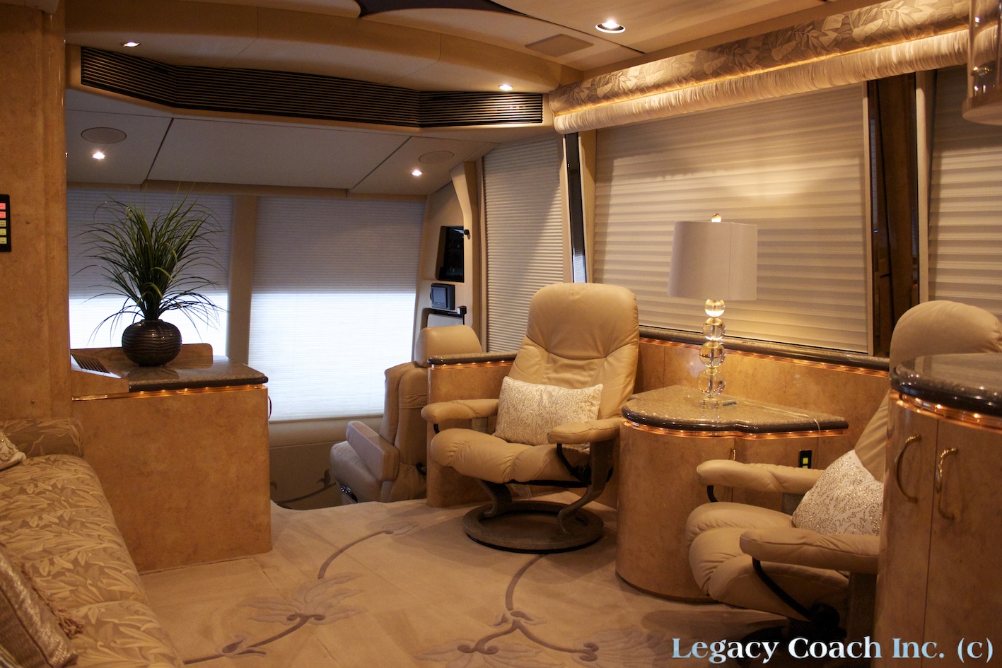 Prevost Marathon H3 45 Double Slide 2003 | Legacy Coach | Rockwall Texas