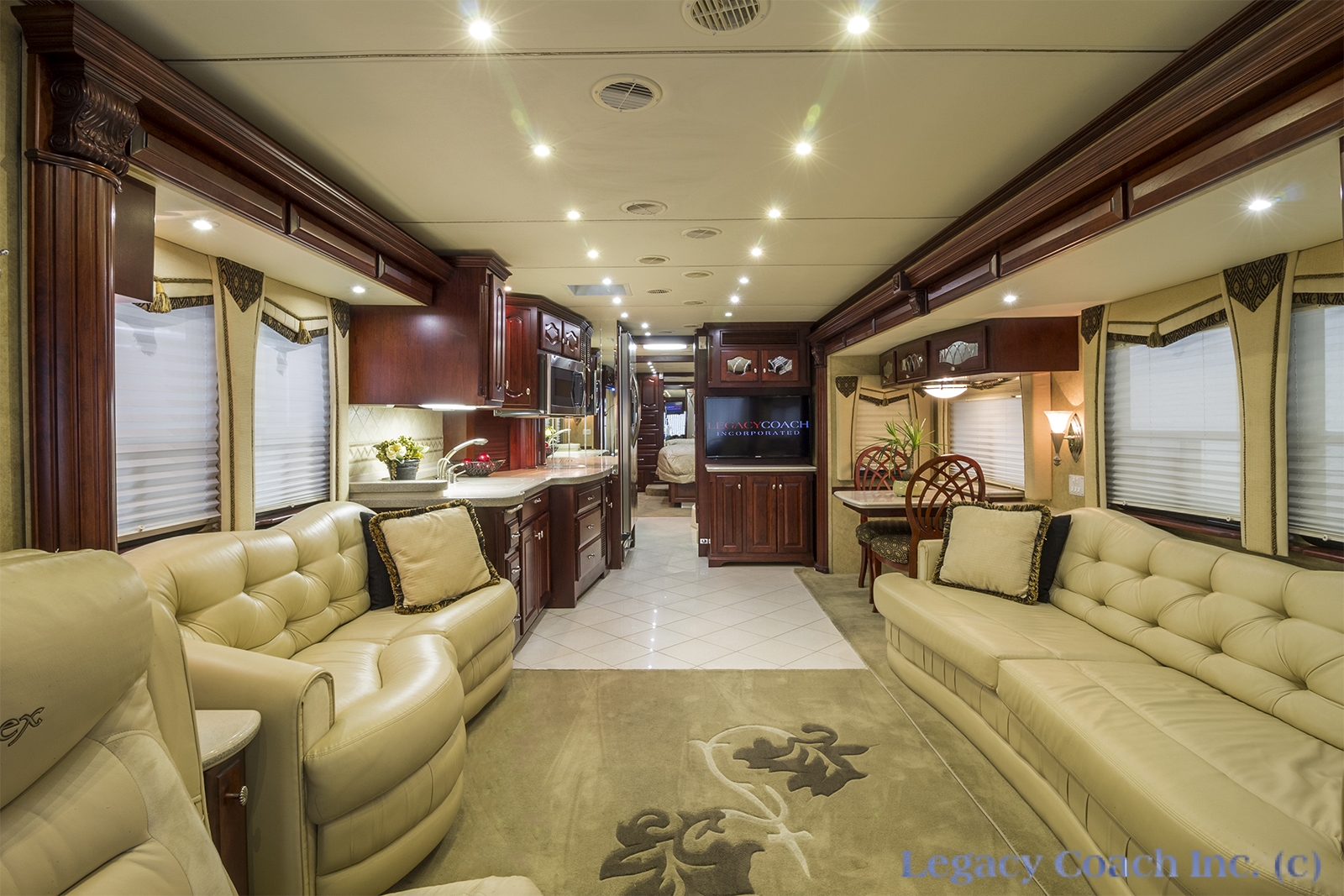 2006 Newmar Essex 4502 Quad Slide | Legacy Coach | Rockwall Texas