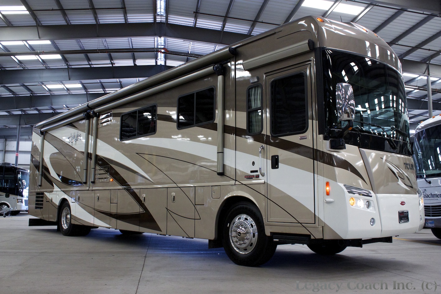 Winnebago Tour 40wd 2009 | Legacy Coach | Rockwall Texas